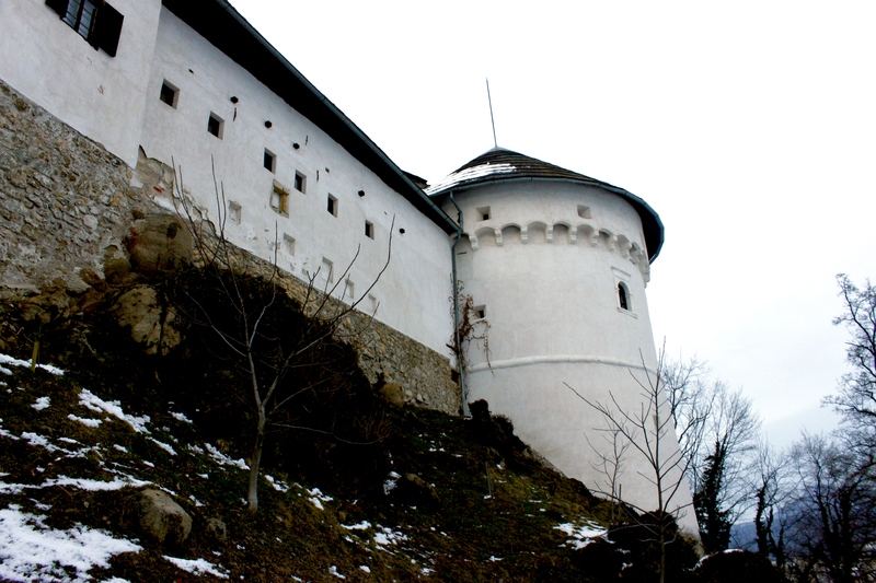 You are currently viewing A Day in Velenje: Castle Museums, Ski Jumps and City Squares