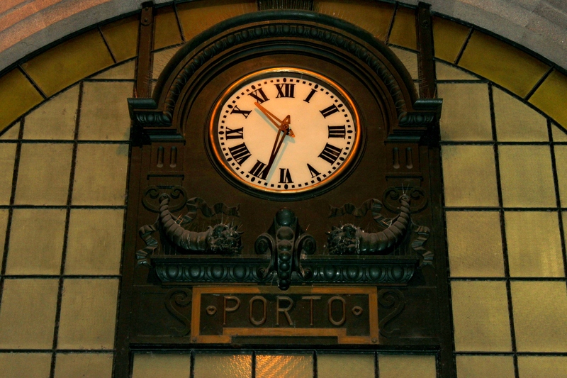 You are currently viewing Porto by Train: A stop at Campanhã Station