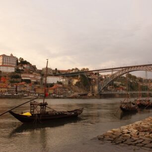 Luís I Bridge, Maria Pia Bridge, Porto: History, Iron, and Iconic Views