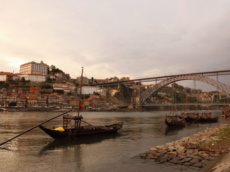 Luís I Bridge, Maria Pia Bridge, Porto: History, Iron, and Iconic Views